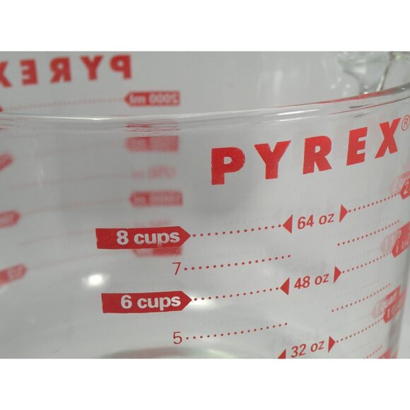 PYREX RARE Red  Vintage All Capital Letters 2 Quart / 8 Cup Glass PYREX Large Gl - Picture 9 of 11